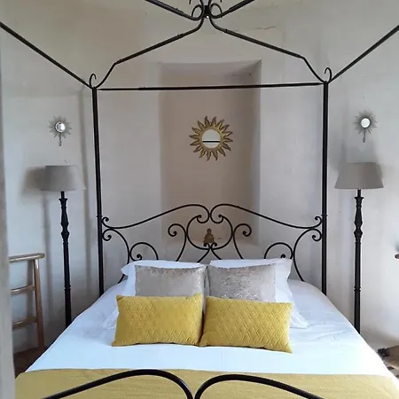 Bed & Breakfast Tour De Marielle